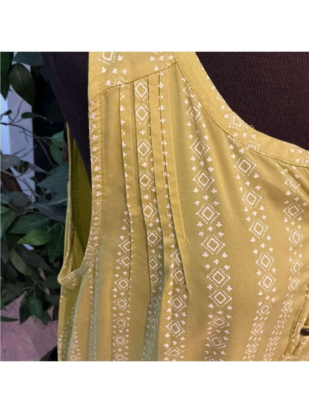 SONOMA Women's Yellowish green White patterned Tank Top Size XXL NWT - Picture 12 of 12
